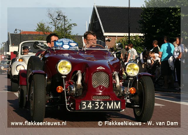 Foto's van oldtimers in Middelharnis