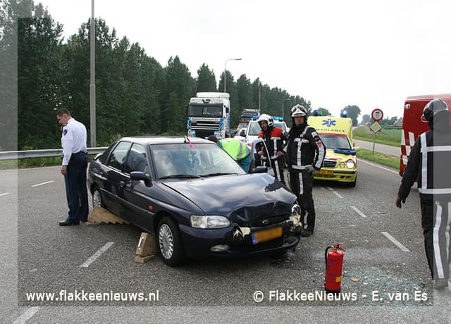 Twee gewonden bij ongeval Nieuwe-Tonge
