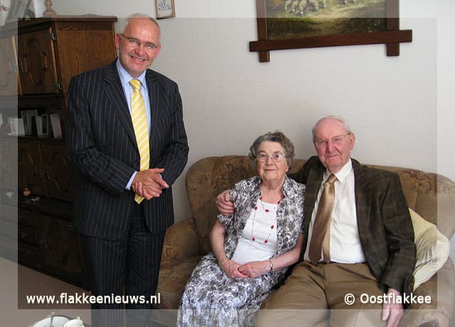 Gemeente Oostflakkee feliciteert diamanten bruidspaar