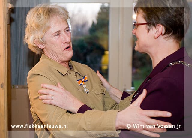 Mevrouw Zandstra koninklijk onderscheiden