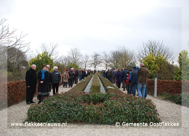 Herdenking watersnoodramp druk bezocht