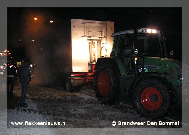 Voertuigbrand bij Den Bommel
