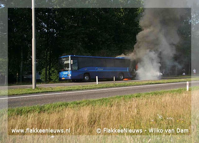 Lijnbus in brand op N59