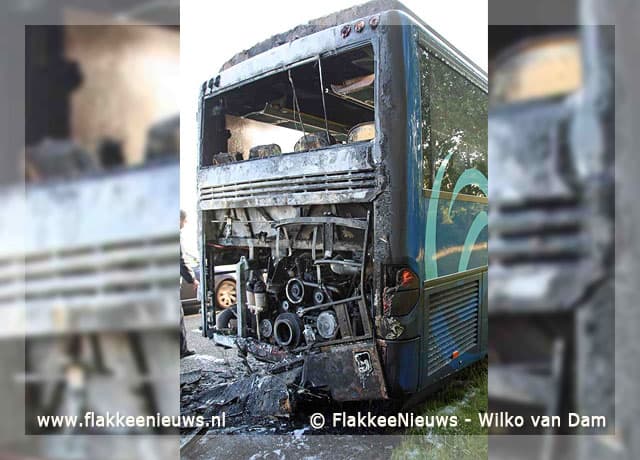 Lijnbus in brand op N59