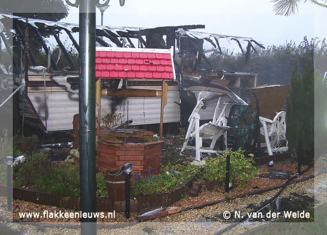 Stacaravan uitgebrand in Ouddorp