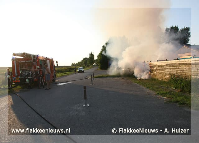 Volière uitgebrand in Herkingen