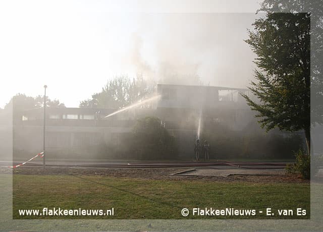 Grote brand op terrein Hernesseroord