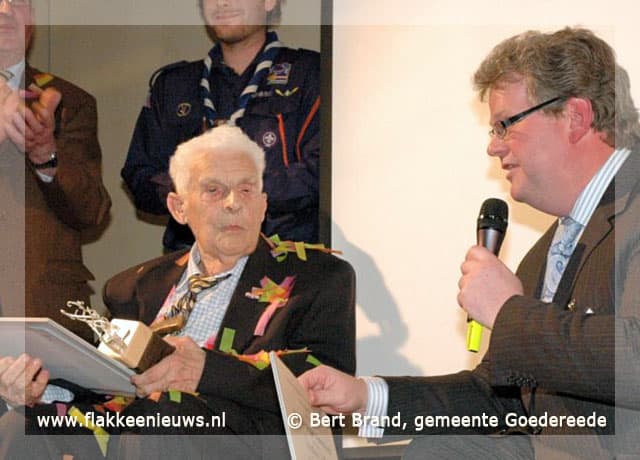 Ewit Tanis is Vrijwilliger van het jaar 2009
