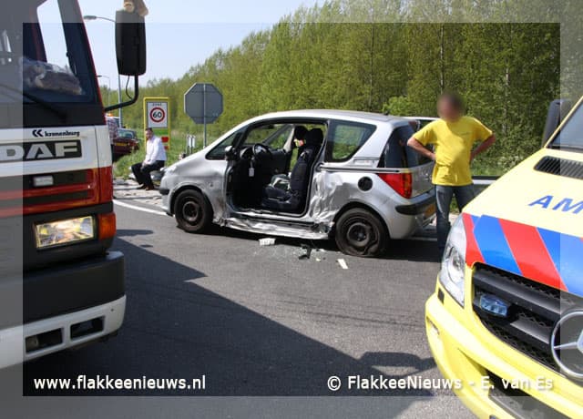 Slachtoffer uit auto geknipt