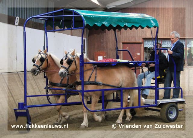 Vrienden van Zuidwester presenteren eerste huifbed