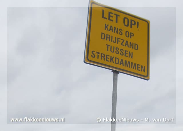 Mensen vast in drijfzand