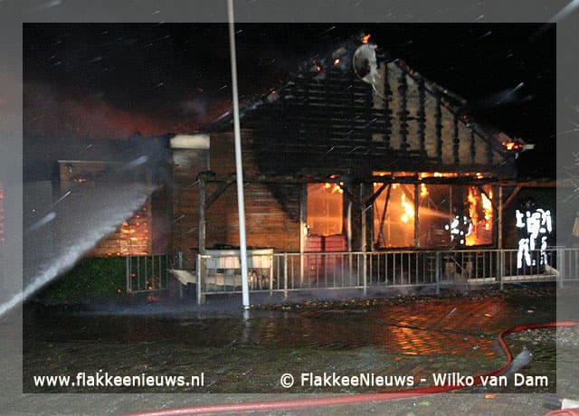 Middelbrand in Ooltgensplaat