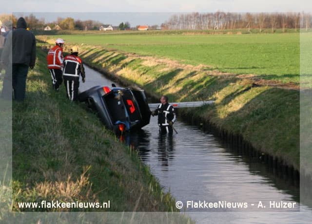Verlaten plaats ongeval zet vele hulpverleners op de been