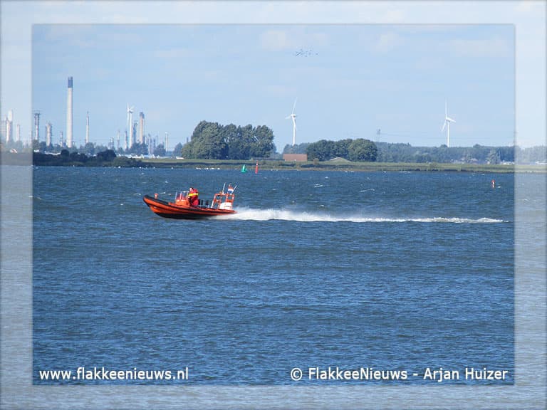 Grootschalige zoekactie op het Haringvliet