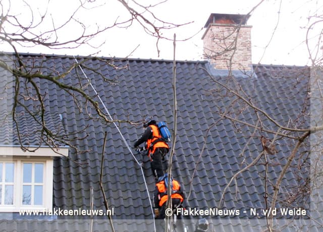 Schoorsteenbrand in Sommelsdijk