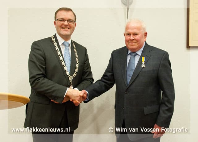 Uitreiking Koninklijke onderscheiding aan de heer Sandee