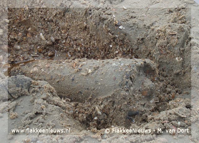 Engelse vliegtuigbom aangetroffen op strand Ouddorp