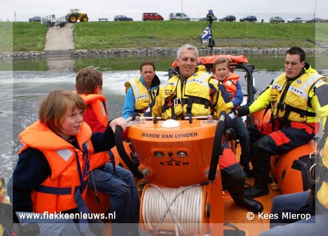 Geslaagde Reddingbootdag KNRM station Ouddorp