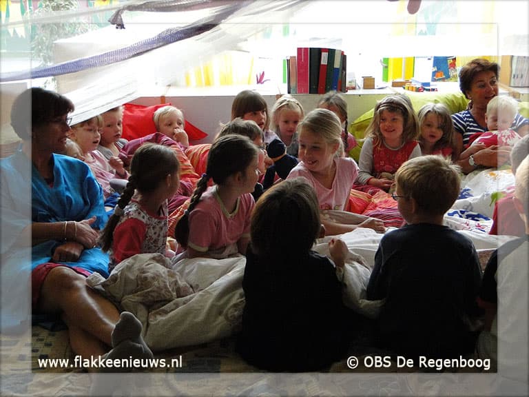In pyjama naar school