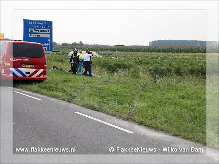 Auto te water Zuidelijke Randweg Middelharnis