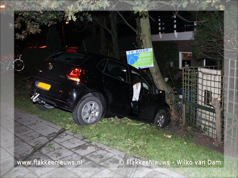 Grote schade bij ongeval Nieuwe-Tonge