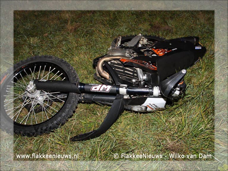 Motorrijder breekt been bij ongeval