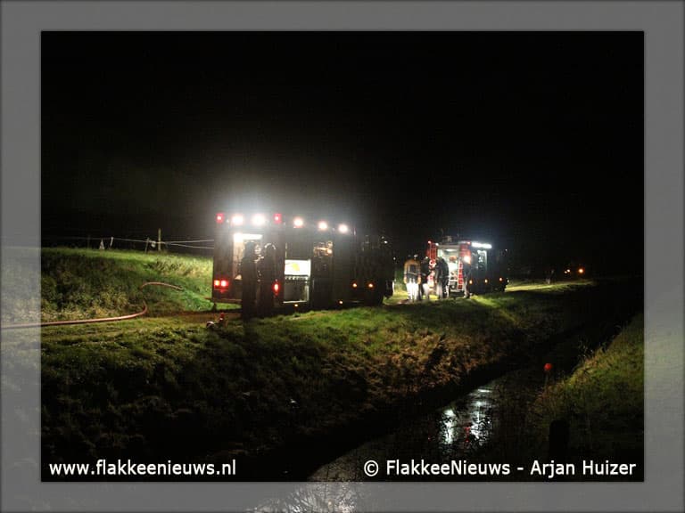 Schuur afgebrand in polder Sommelsdijk