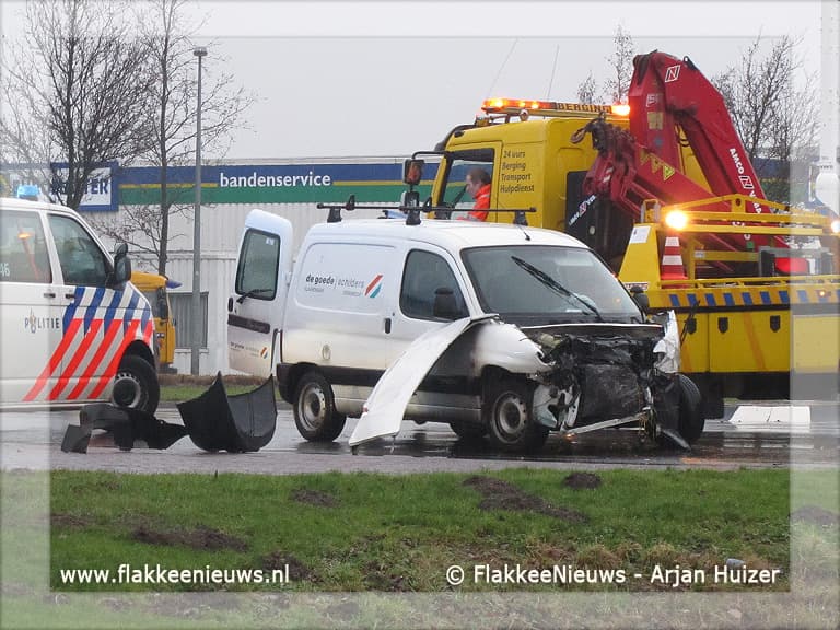 Aanrijding in Oude-Tonge door voorrangskwestie