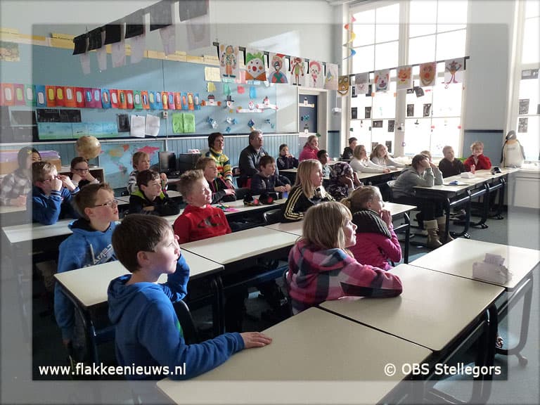 OBS Stellegors danst zich warm op warme truiendag