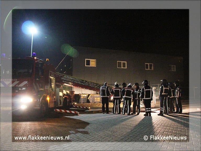 Brand in nieuw bedrijfspand Oude-Tonge