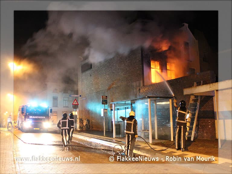 Tweemaal uitslaande brand in woonhuis Sommelsdijk