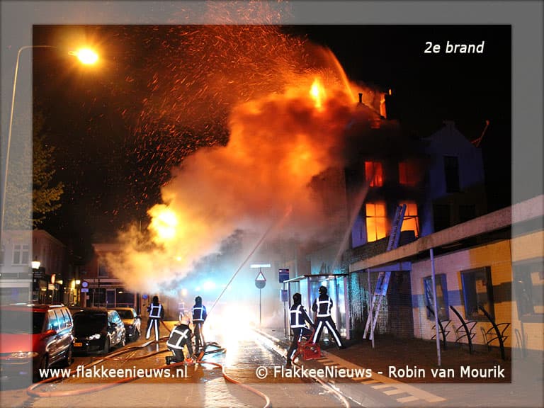 Tweemaal uitslaande brand in woonhuis Sommelsdijk