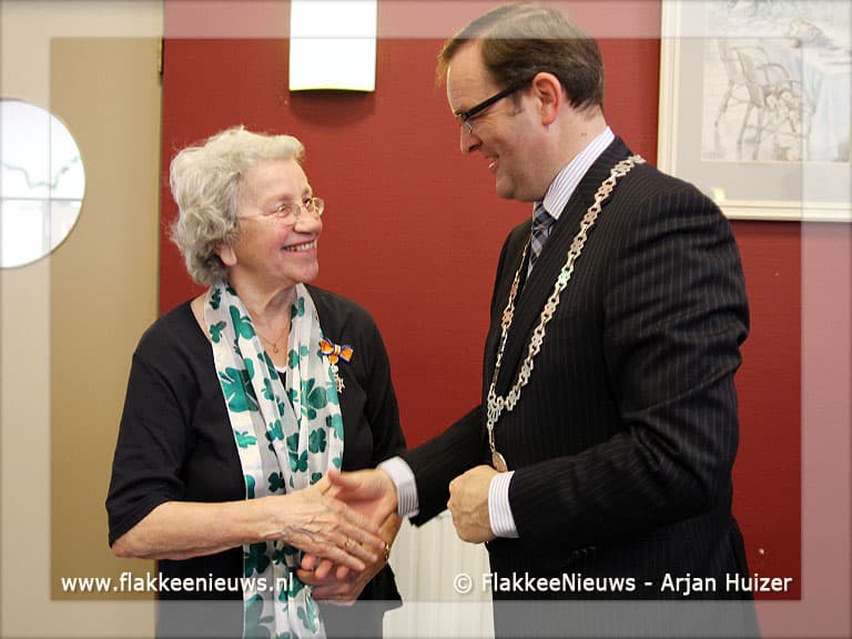 Vijf Koninklijke onderscheidingen uitgereikt