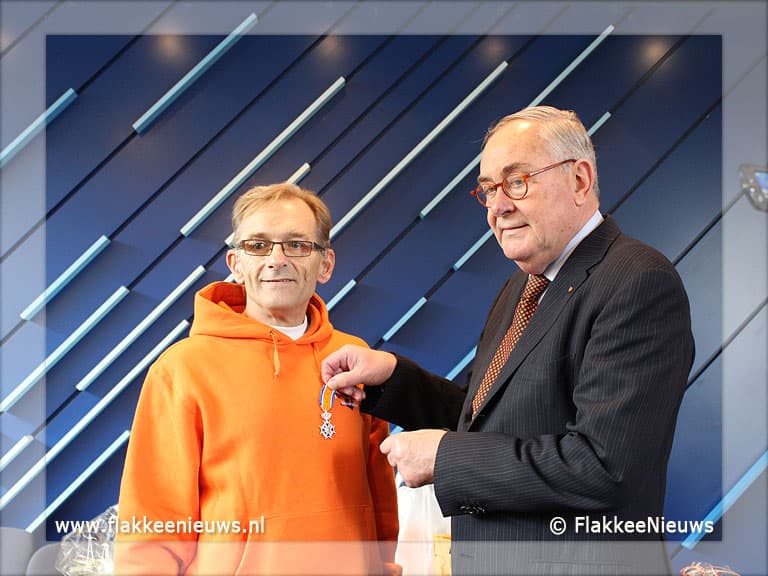Vijf Koninklijke onderscheidingen uitgereikt