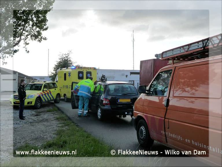 Kop-staartbotsing N215 nabij Nieuwe-Tonge
