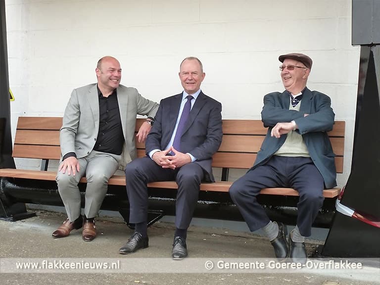 Nieuw leugenbankje voor vissersgemeenschap Stellendam