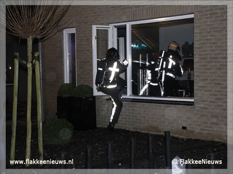 Brand in Ouddorp treft twee woningen
