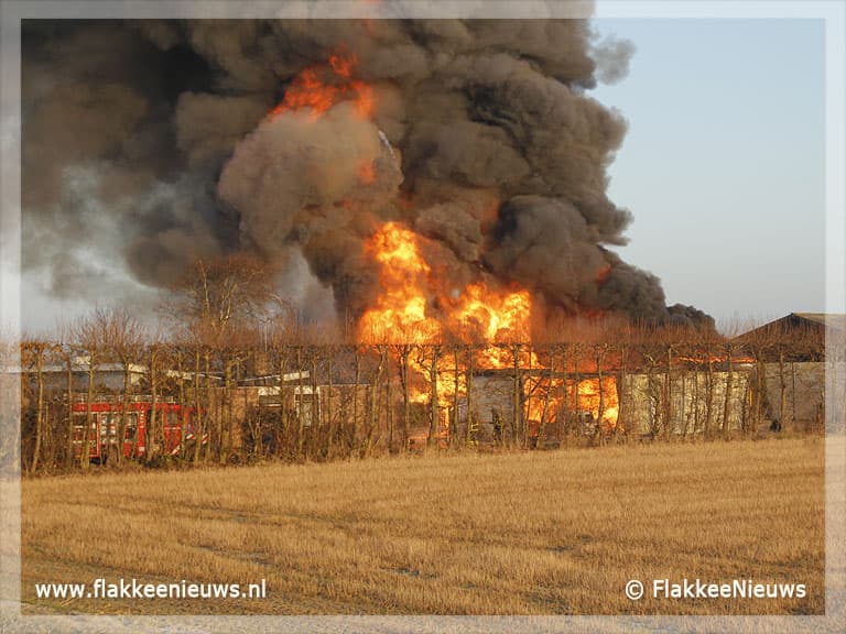 Schuur Melissant in vlammen opgegaan