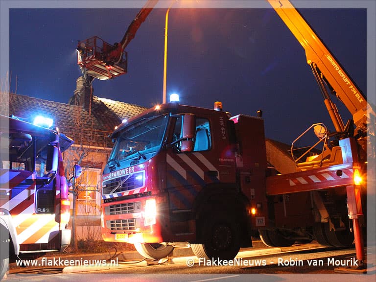 Vuurspuwende schoorsteen in Dirksland