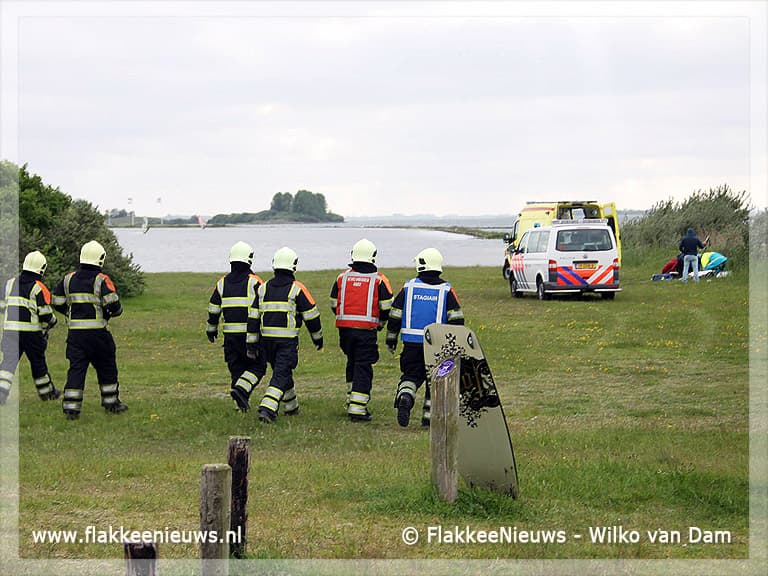 Kitesurfer gewond bij Grevelingendam
