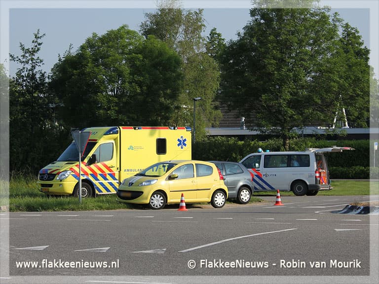 Kop-staartbotsing bij Sommelsdijk