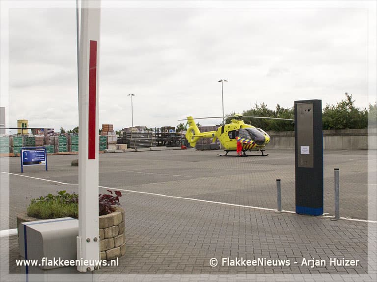 Traumaheli vliegt voor bedrijfsongeval