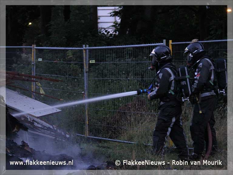Sloopafval in brand bij de Samaritaan