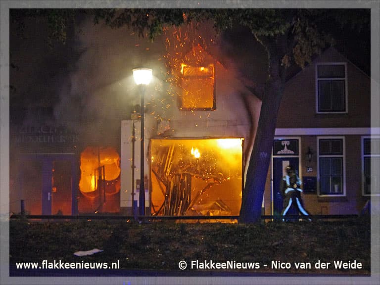 Verdachte brand shoarmazaak Middelharnis verminkt