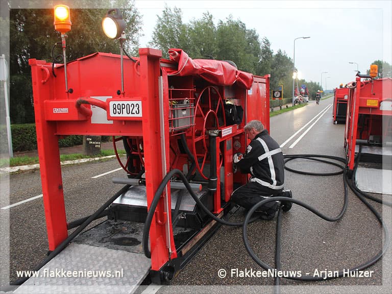 Pompen spektakel bij Stellendam en hinder N215