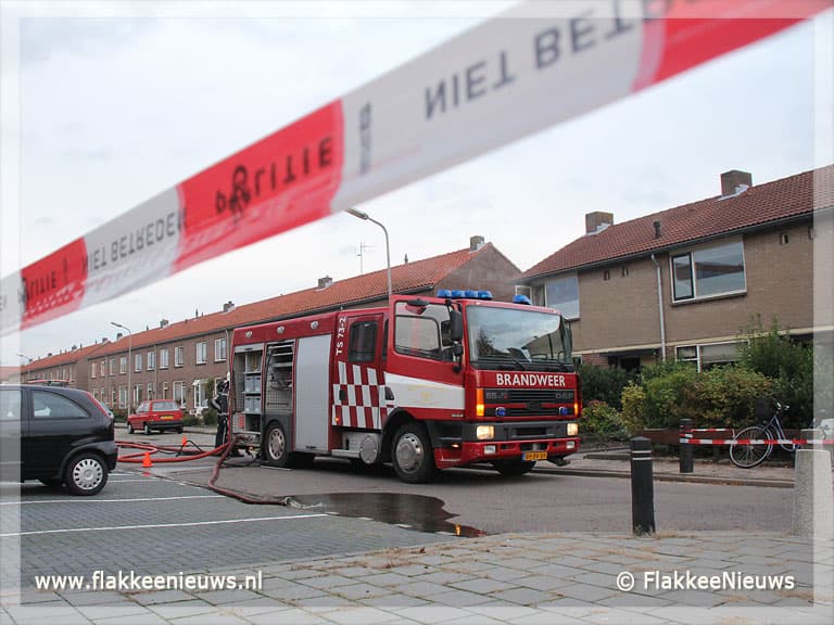 Brandweer haalt kat uit brandende woning