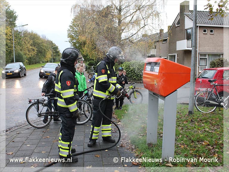 Postbus uitgebrand in Sommelsdijk