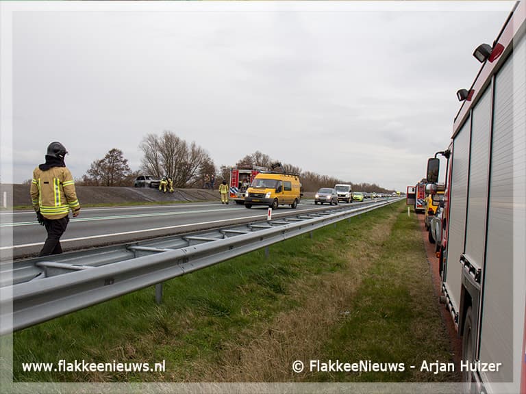 Verkeershinder N59 door autobrand