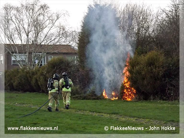 Buitenbrand in Ooltgensplaat