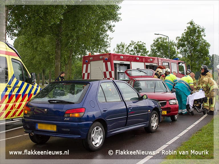 Frontale aanrijding bij industrieterrein
